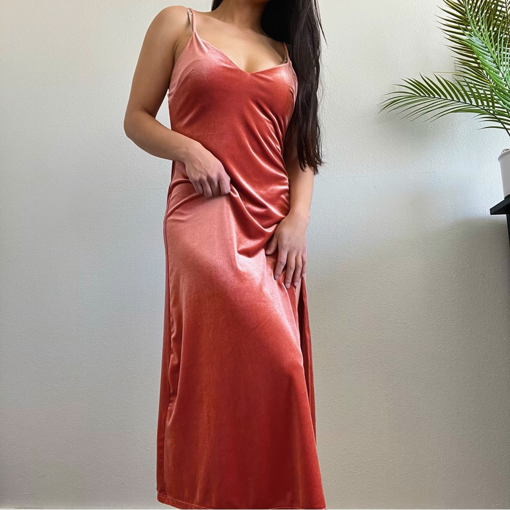🪩 Forever 21 | Velvet Midi Dress with Slit 🪩